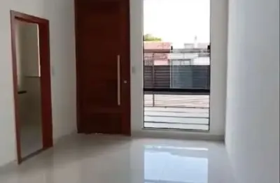 Casa residencial para venda em rua pública, sim, feira de santana, 3 quartos,1 suíte, 1 sala, 2 banheiros, 2 vagas, 135m² área total.
