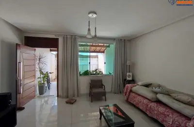 Casa residencial para venda em rua publica, mangabeira, feira de santana, 3 quartos sendo 1 suíte, 1 sala, 2 banheiros, 2 vagas