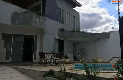 Casa residencial para venda em rua pública no conjunto acm, feira de santana, 5 quartos sendo 1 suíte, 1 sala, 3 banheiros, 4 vagas