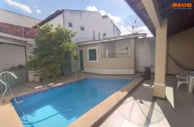 Casa duplex na mangabeira, 4 quartos, 2 suítes, closet, piscina, quiosque, para venda, no bosque imperial, em feira de santana, área total de 260 m²