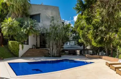 Casa com 6 quartos à venda na Rua Evaldo Wendler, São Lourenço, Curitiba