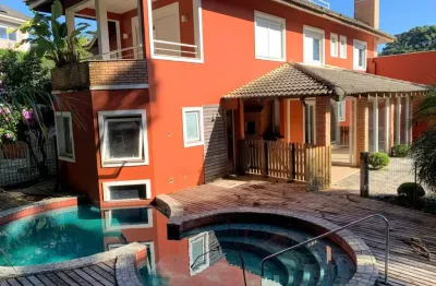 Casa com 4 quartos à venda na Rua Theodoro Makiolka, 1060, Santa Cândida, Curitiba