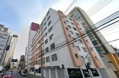 Apartamento com 3 quartos à venda na Rua Lamenha Lins, 305, Centro, Curitiba