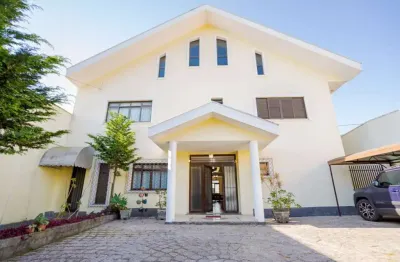 Casa com 5 quartos à venda na Rua Nunes Machado, 2161, Parolin, Curitiba