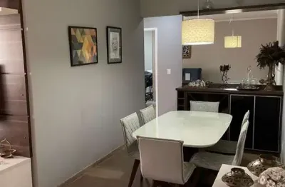 Apartamento à venda l 2 quartos l 2 banheiros l 1 suíte l 75m² l 2 vagas