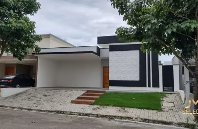 Casa em condomínio / 3 quartos ( 1 suíte ) / 3 banheiros / 300m² / 4 vagas