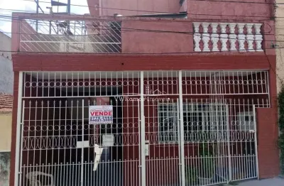 Imóvel com três casas no mesmo terreno – excelente renda mensal e segurança no investimento