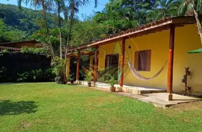 Casa à venda na Praia da Fortaleza, Ubatuba 