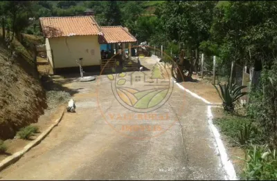 Oportunidade! lindo sítio com  4 quedas d´água em sjc. st00117