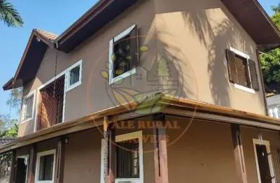 Maravilhosa chácara em condomínio na região norte de sjcampos - ch00176