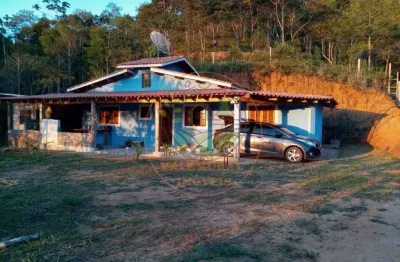 Excelente sítio de 4 alqueires com 4 lagos, curral e muito mais! st00078