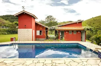 Belíssima chácara na zona norte de sjcampos, porteira fechada! ch00149