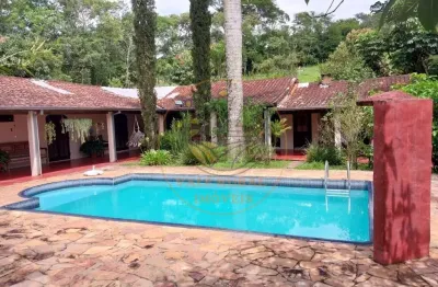 Belíssimo sítio de 34000 m² na região norte com piscina e duas casas!  st00063