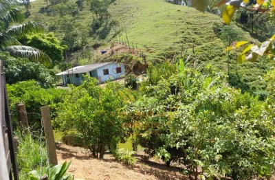 Excelente oportunidade! lindo sítio escriturado com 02 lagos, pomar e pasto!  st00037