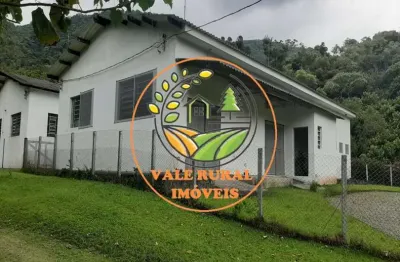 Excelente fazenda de 150 alqueires em paraibuna, rica em águas, com muito pasto e eucalipto!  fa00030