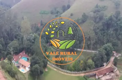 Excelente sítio em sjcampos com 3 lagos, nascentes e muita água! st00011