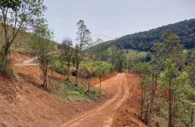 Maravilhosa área em sjc com 26.000² escriturados, privilegiado com nascente e rio! ar00007