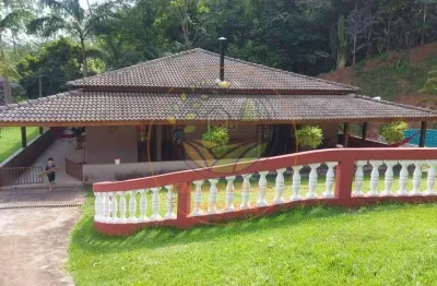 Oportunidade! maravilhosa chácara com lago e piscina em monteiro lobato - sp ch00299