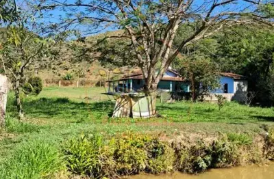 Oportunidade! chácara com lago e piscina em monteiro lobato - sp  ch00302