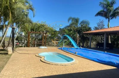 Excelente! lindíssima chácara com piscina em caçapava - sp  ch00304