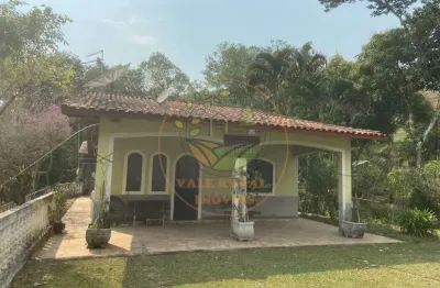 Maravilhoso sitio com lago e piscina em monteiro lobato - sp  st00188