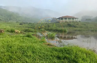 Fazenda de 52 alqueires em cachoeiras de macacu - rj  fa00205