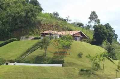Oportunidade incrível! maravilhosa chácara em igaratá- sp na beira da represa  ch00399