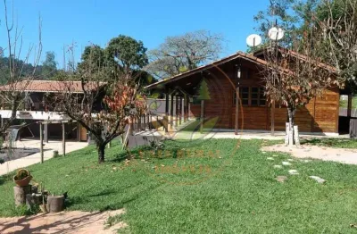 Vendo chácara na região de jacareí/sp ideal para quem busca sossego. ch00411