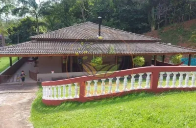 Vende chácara na região de monteiro lobato/sp  oportunidade única chácara espaçosa para moradia e lazer  ch00414