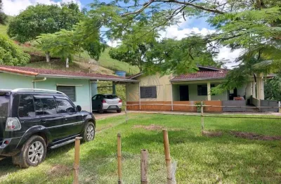 Maravilhoso sitio em monteiro lobato com 50.000 m² - muita agua e tranquilidade! St00273