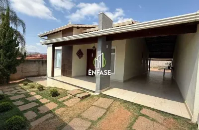 Casa com 3 quartos, piscina e área de churrasco no bairro pousada del rey, em igarapé