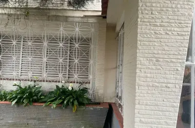 Um terreno de 1.653 m2  magnifico na melhor rua do melhor condominio horizontal da cidade de arujá
