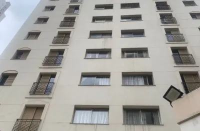 Moema com super localização, possibilidade de reverter e ter o terceiro quarto numa das quadras mais cobiçadas de moema