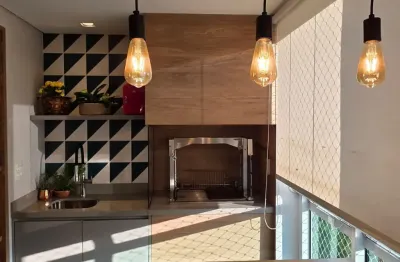 Imóvel irreparavel com 177 m2 recém reformado e com excelentes armários embutidos com muito bom gosto