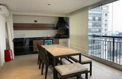 Imóvel para quem busca o alugado com cara de casa própria aprimorado por móveis de extrema qualidade e ambientes grandes