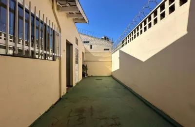 Casa para alugar na Avenida Centenário, São Dimas, Piracicaba