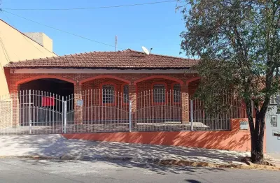 Casa com 3 quartos para alugar no Centro, São Pedro 