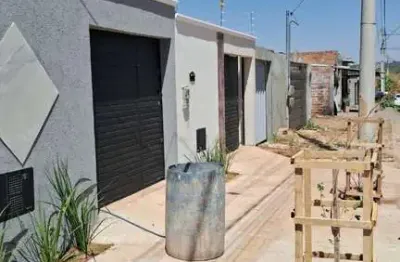 Casa com 2 quartos à venda na bouganvilia, 1, jardim botânico, goiânia por r$ 280.000