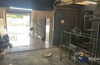 Barracão / galpão / depósito à venda na avenia capim puba, 36, setor centro oeste, goiânia por r$ 670.000
