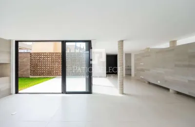 Casa de condomínio com 185 m², 3 quartos sendo 3 suítes à venda no bairro campo comprido.