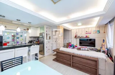 Sobrado em condomínio fechado, localizado no santo inácio, pertinho do parque barigui.