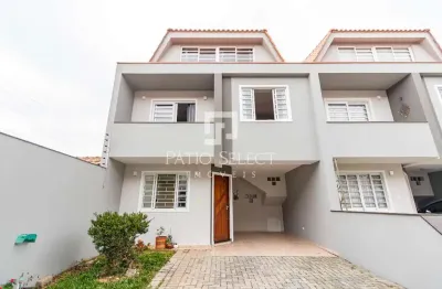 Sobrado com 112 m², 4 quartos sendo 1 suíte à venda no bairro boqueirão.