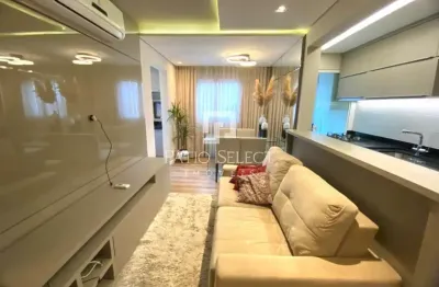 Apartamento mobiliado, 2 quartos para alugar no bairro bacacheri.