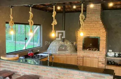 Sítio/ chácara com área total 32.251,91 m² sendo uma residência de 60m², 3 quartos à venda no bairro campo magro