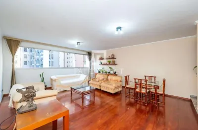 Apartamento com 201 m², 3 quartos sendo 1 suíte para alugar no bairro água verde.