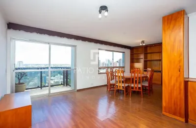 Apartamento com 182 m², 3 quartos sendo 1 suíte para alugar no bairro Rebouças.