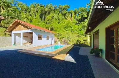 Casa com 2 dormitórios à venda, 216 m² por R$ 799.000,00 - Vila Itoupava - Blumenau/SC