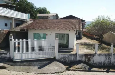 Casa com 3 dormitórios à venda por r$ 720.000,00 - itoupava central - blumenau/sc