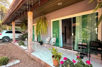 Casa com 3 dormitórios à venda, 211 m² por r$ 650.000,00 - testo salto - blumenau/sc