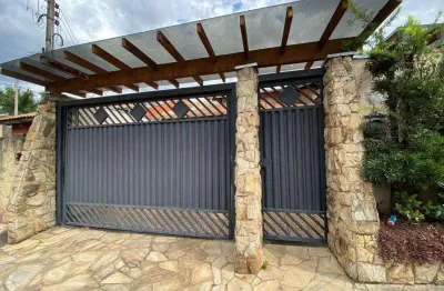 Casa à venda em jaguariúna, cruzeiro do sul, com 3 quartos, com 200 m²